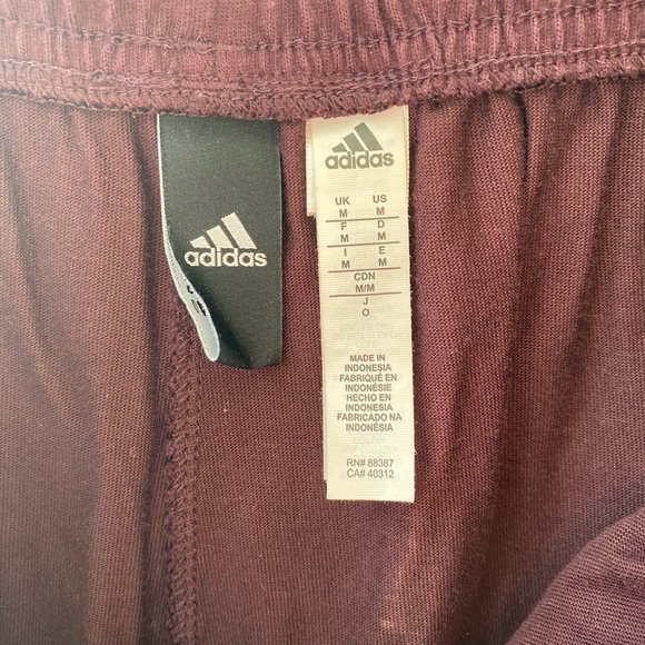 ADIDAS SHORTS - Picture 3 of 3